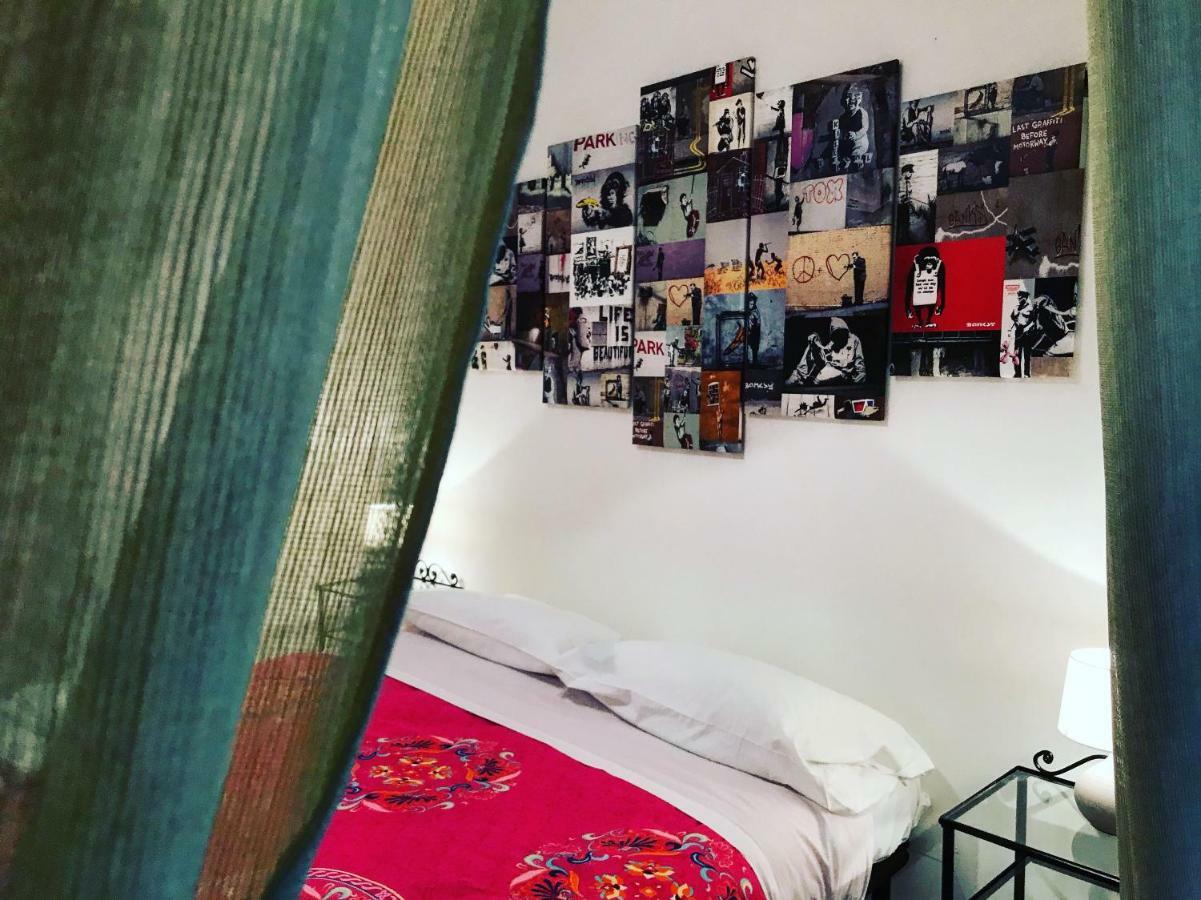 Casa G&G Pignasecca 2 Nel Cuore Di Napoli Exteriör bild