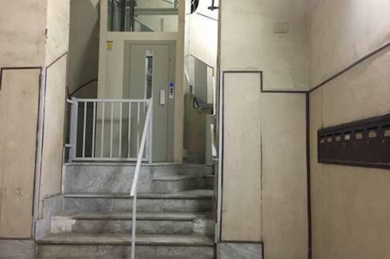 Casa G&G Pignasecca 2 Nel Cuore Di Napoli Exteriör bild